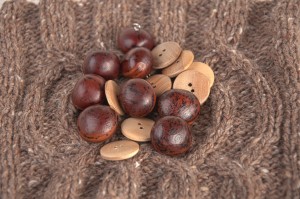 buttons on yarn for cardigan